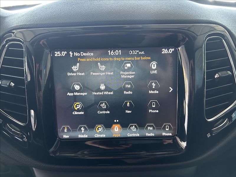 Jeep Compass 2,0   M-Jet 103kW,4x4 - fotka 14 z 26