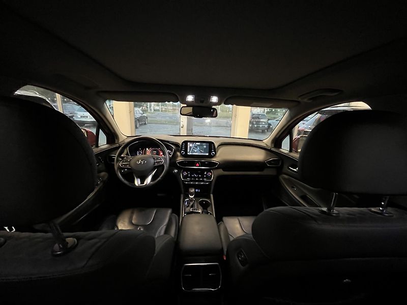 Hyundai Santa Fe (2021) 2,2CRDI REZERVACE - fotka 25 z 30