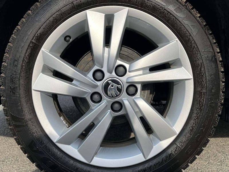 Škoda Fabia (2023) 1.0 TSI 70kW Ambition Combi To - fotka 8 z 20