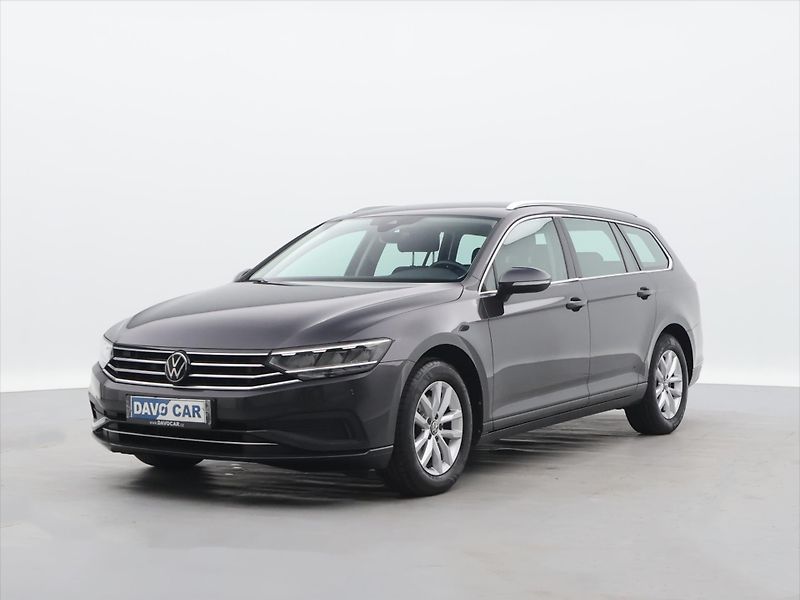 Volkswagen Passat 1,5 TSI 110 kW Business DPH CZ - fotka 3 z 26