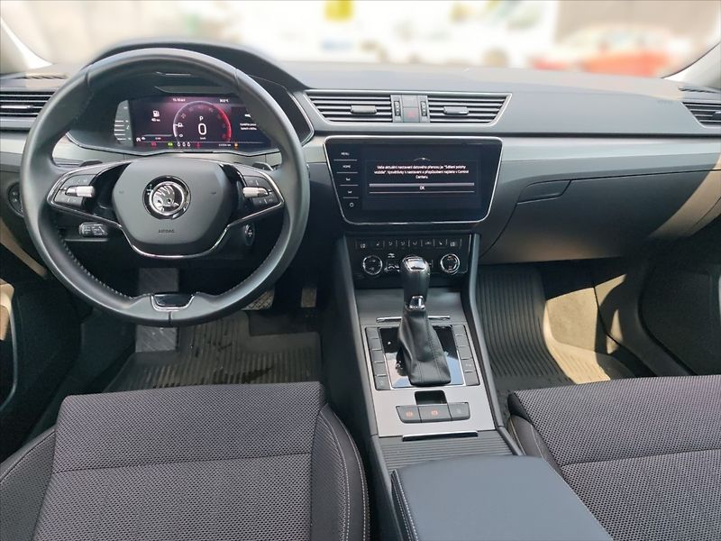 Škoda Superb 2,0 TDI 110 Style DSG - fotka 8 z 11