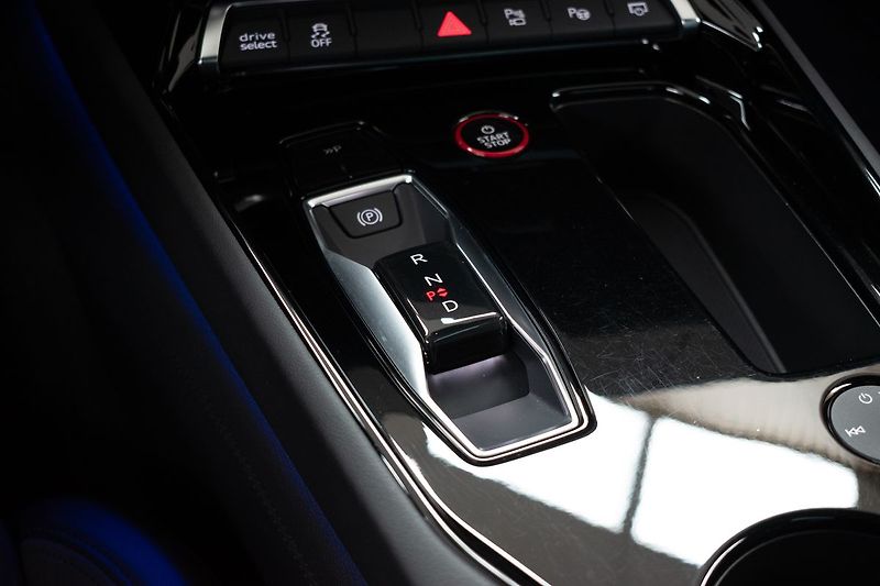 Audi e-tron 93kWh QUATTRO*B&O*AIR*ACC*DPH* - fotka 25 z 50