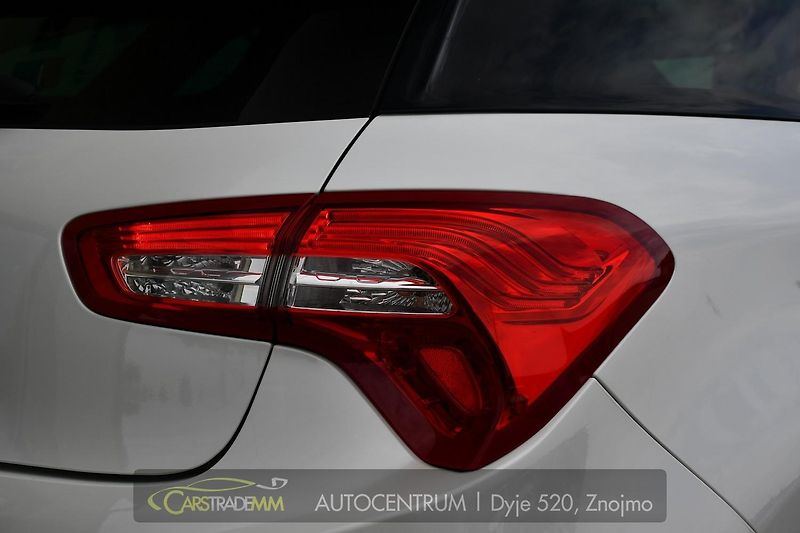 Citroën DS5 2.0HDi PANORAMA KESSY - fotka 46 z 46