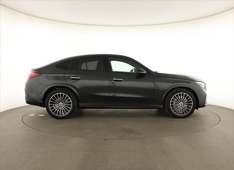 Mercedes-Benz GLC (2025) 220 d 4MATIC, AMG, 4MATIC, DPH - fotka 6 z 21