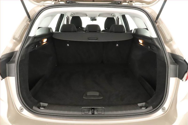 Fiat Tipo (2018) 1.6 16V, Automat, ČR,1.maj - fotka 17 z 18