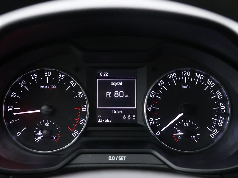 Škoda Octavia 1,6 TDI 4x4 77kW Ambition - fotka 18 z 33