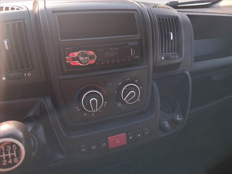 Citroën Jumper (2012) 2.2 HDi, L2H2, 1.0t, ČR - fotka 10 z 19