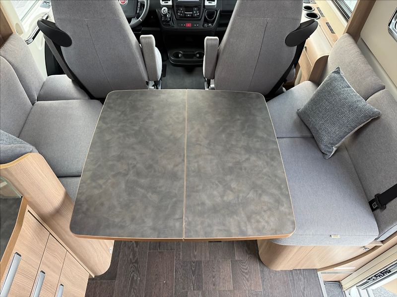 Laika Ecovip 2,3 MTJ 1maj,CZ,Top stav! - fotka 20 z 30