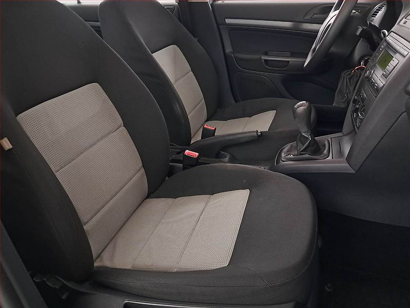 Škoda Octavia (2007) 1.9 TDI, Serv.kniha - fotka 9 z 16