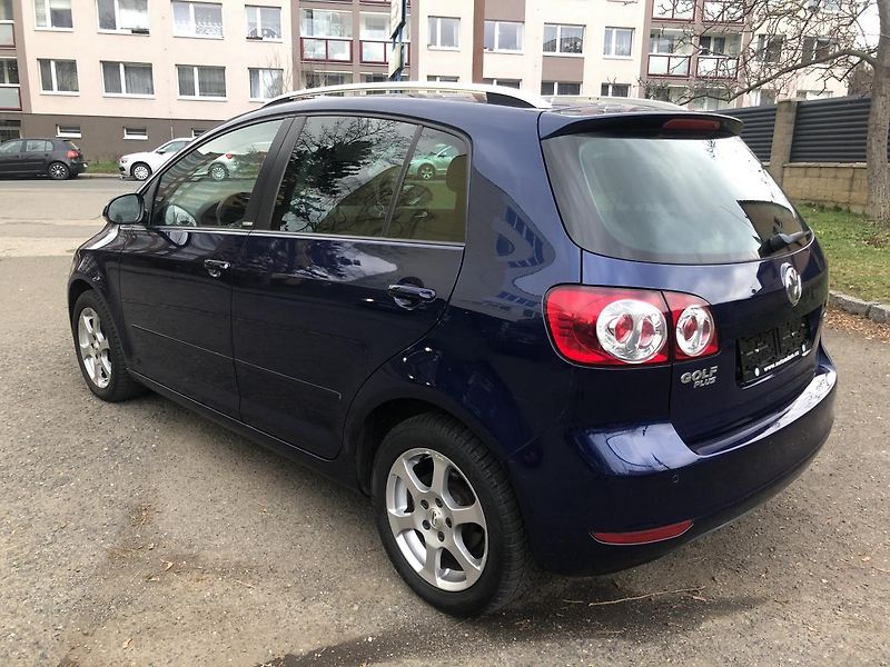Volkswagen Golf Plus (2012) 1,2TSi Autoklima  - fotka 4 z 54