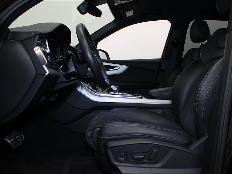 Audi Q7 3,0 50TDi S-Line 36tkm. ČR - fotka 6 z 30