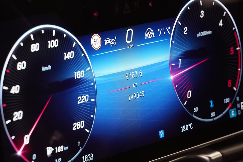 Mercedes-Benz Třídy S S400D,LONG,ČR,ZÁRUKA,MASÁŽ - fotka 17 z 38