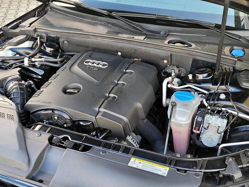 Audi A5 2,0 TFSi S-LINE,SERV.KN.ROZVOD - fotka 8 z 52