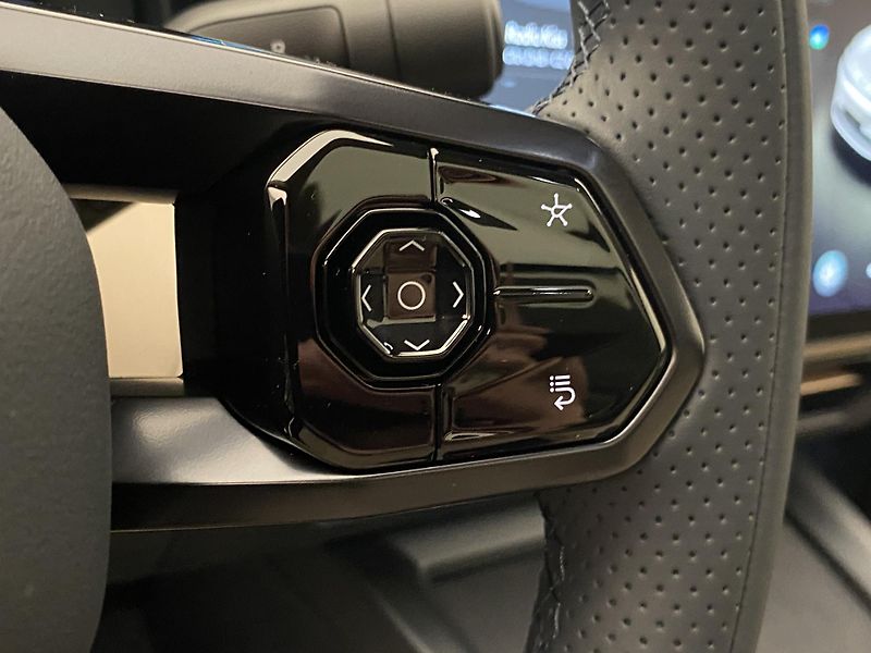 Lynk & Co 08 (2025) MORE PHEV - fotka 33 z 68