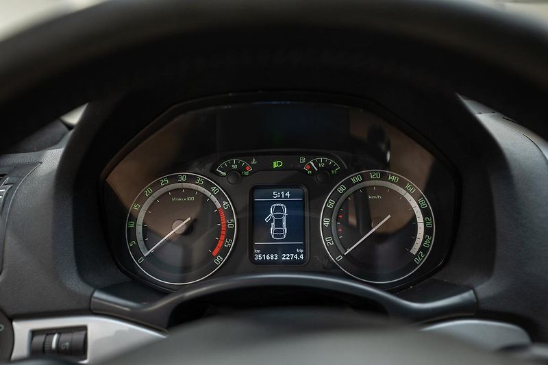 Škoda Octavia 2.0 TDI RS 125 kW - fotka 11 z 32