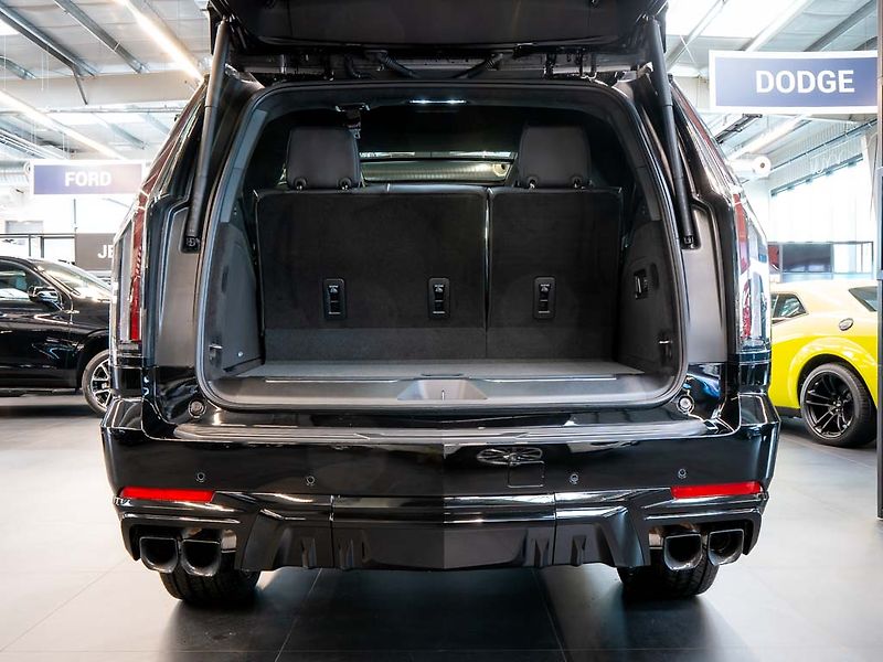 Cadillac Escalade (2025) 6.2 V Supercharged 682 HP 2025 - fotka 7 z 46