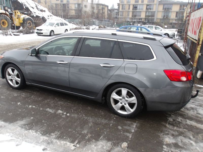 Honda Accord 2,2 i -DTEC 110kW Výbava !! - fotka 9 z 33