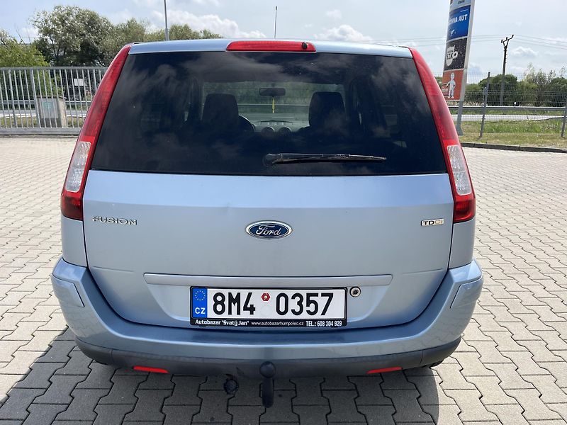 Ford Fusion (2007) 1.4 TDCi - fotka 6 z 14
