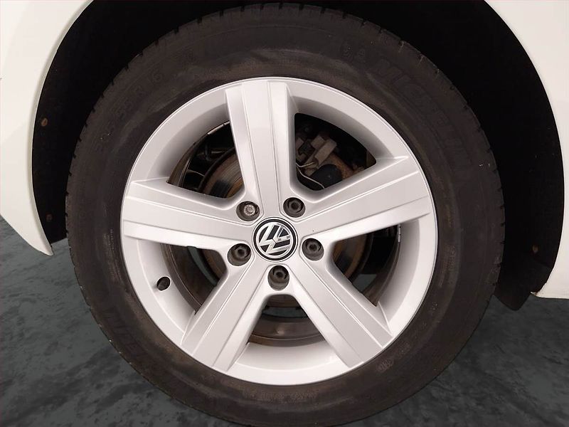 Volkswagen Golf (2014) 1.2 TSI, Tempomat - fotka 15 z 18