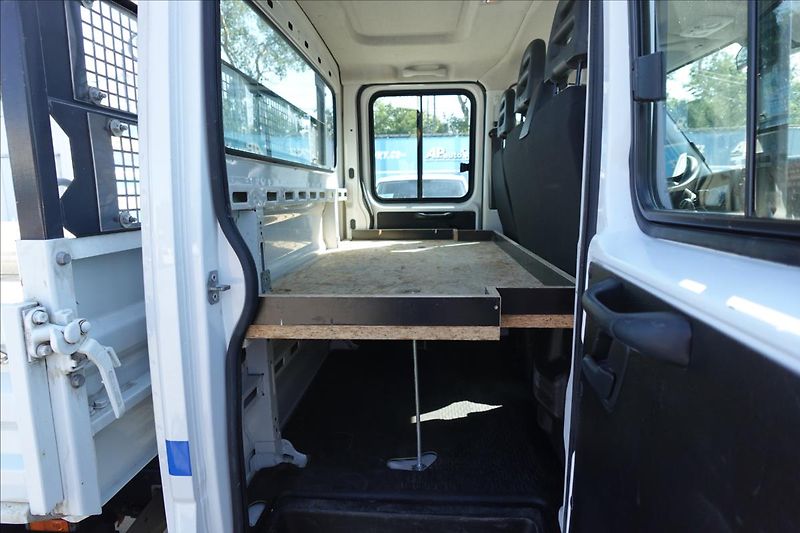 Iveco Daily 3,0 HPT  35C180 3 STRANNÝ SKLÁ - fotka 15 z 27