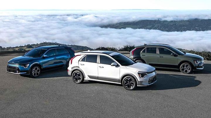 Kia zlevňuje řadu aut, nejvíce ale ty s hybridem.