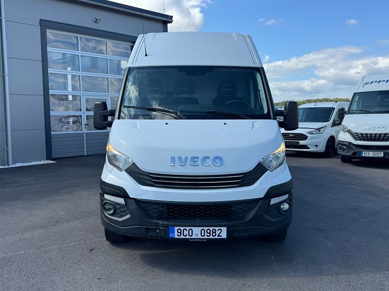 Iveco Daily (2018) 35S14 2.3 100kW - fotka 9 z 16