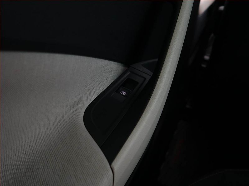 Škoda Kamiq (2019) Style 1.6 TDI - fotka 27 z 27