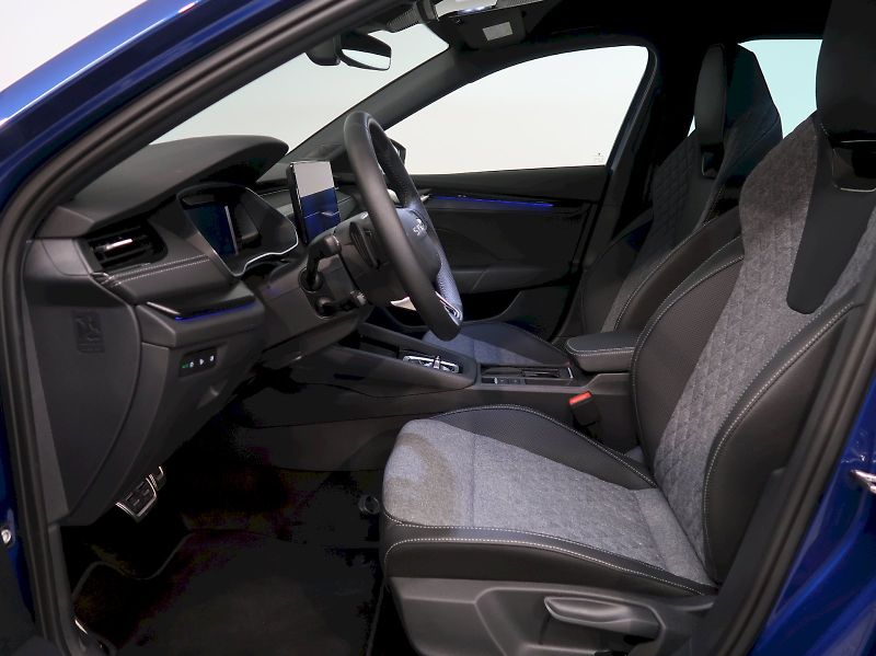 Škoda Octavia (2025) SPORTLINE 2.0TSI 150KW 4x4 DSG - fotka 13 z 44