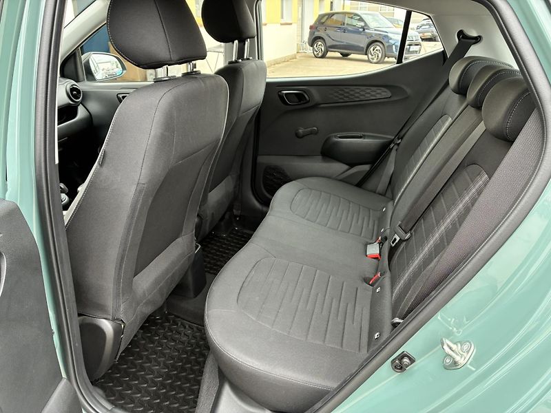 Hyundai i10 1.0 i 46kW GO! - fotka 11 z 21