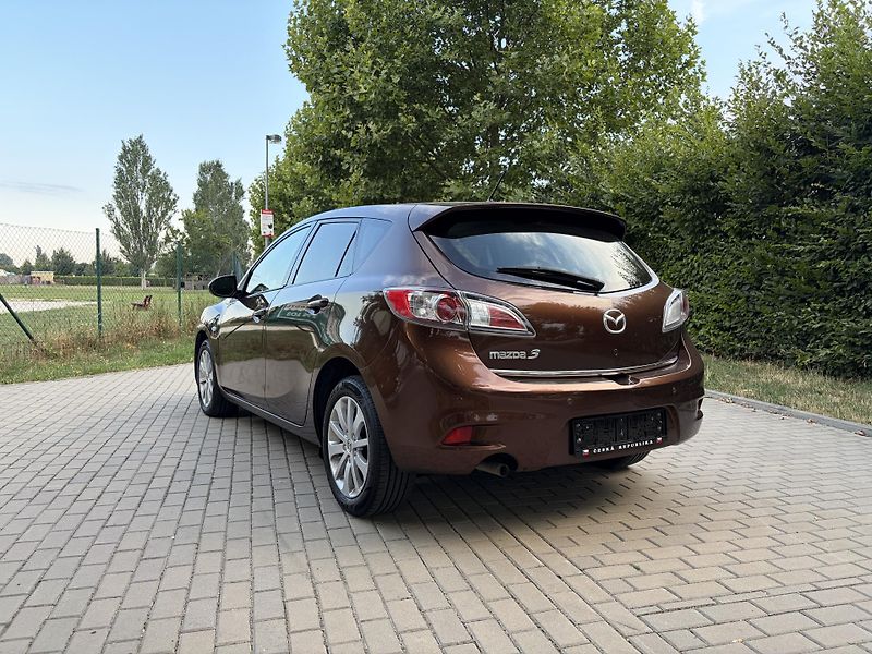 Mazda 3 1.6 Kenko - fotka 8 z 30