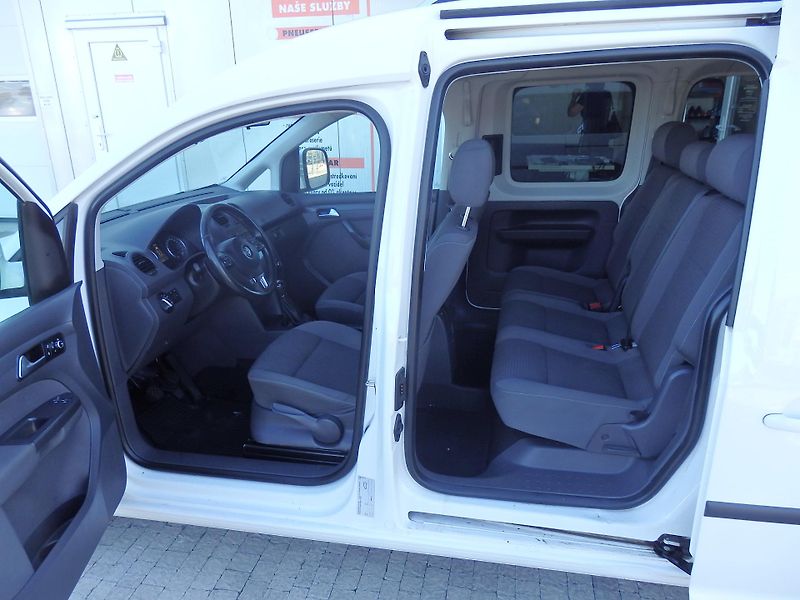 Volkswagen Caddy MAXI 1.6 TDI 7 MÍST, ZÁVĚS - fotka 7 z 21