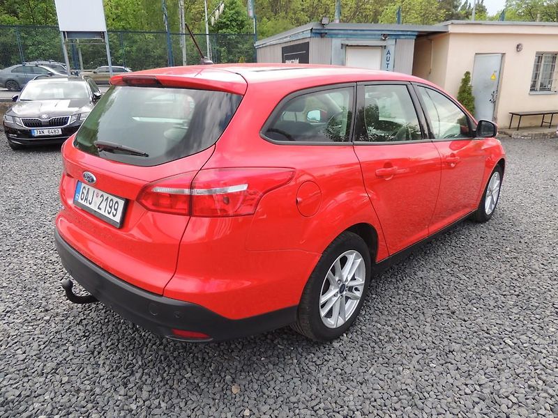 Ford Focus (2017) 1.5TDCi,70kw,výbava,ČR,1maj. - fotka 5 z 43