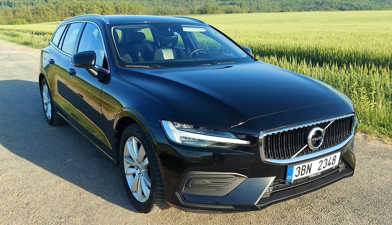 Volvo V60 (2019) Volvo V60, nové rozvody i STK - fotka 9 z 9