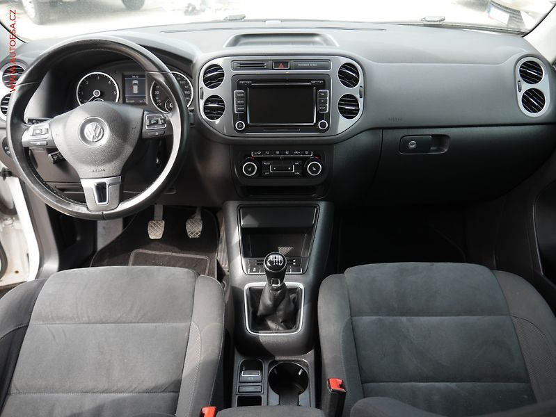 Volkswagen Tiguan (2012) 2.0TDi 4x4, ČR, Bixen, AC - fotka 8 z 19