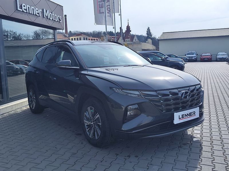 Hyundai Tucson 1.6 T-GDi/110kW Smart Navi DCT - fotka 3 z 34