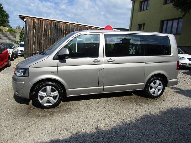 Volkswagen Multivan (2015) 2.0 TDI 132kW DSG TOP QUALITY - fotka 2 z 43
