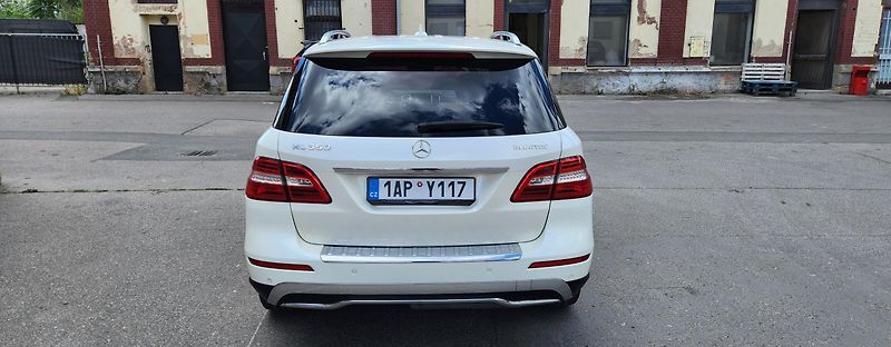 Mercedes-Benz Třídy M (2015) ML*350D*4M*20*TAŽNÉ*ADAPT*ASIS - fotka 5 z 50