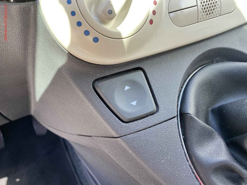 Fiat 500 (2012) 1.2, Lounge, panor - fotka 13 z 14