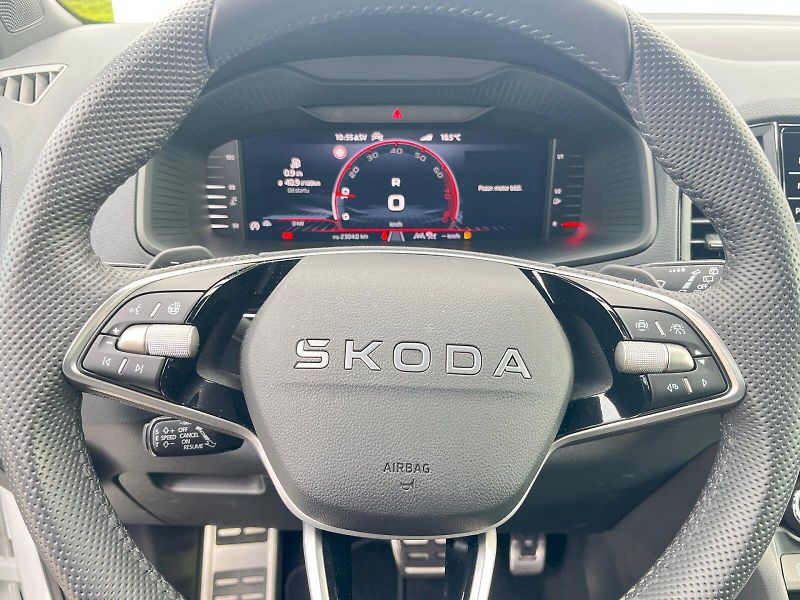 Škoda Karoq (2024) Sportline 1,5TSI 110kW DSG 7st - fotka 33 z 33