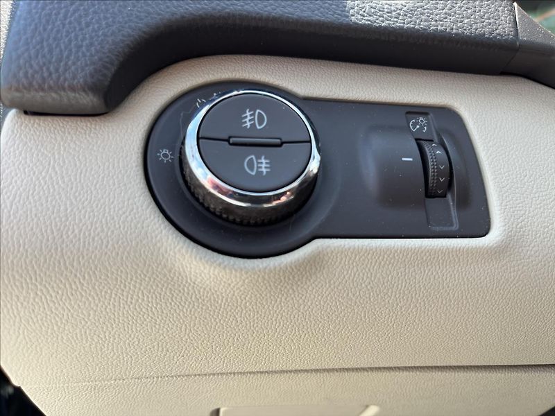 Opel Insignia 2,0 CDTi COSMO KLIMA ROZVODY - fotka 26 z 38