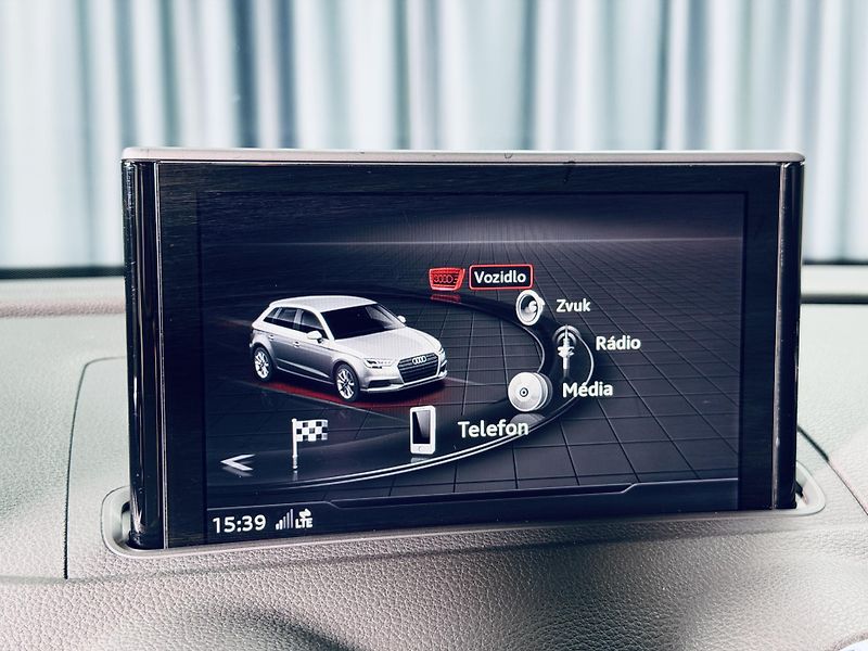 Audi A3 (2019) SPORTBACK*110kw*35TDI* - fotka 28 z 33