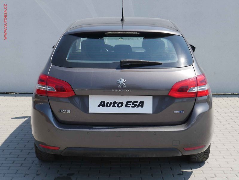 Peugeot 308 (2014) 1.6 HDI, Navi, klima - fotka 5 z 19