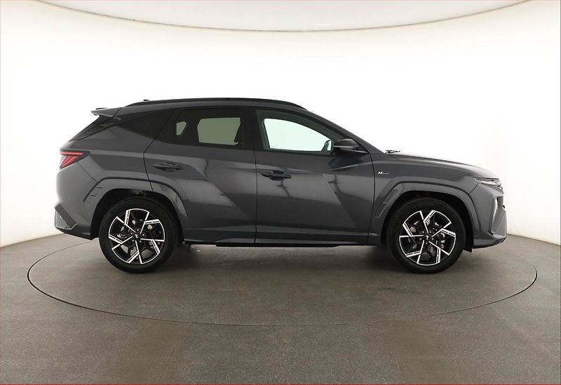 Hyundai Tucson (2026) 1.6 T-GDI, N-LINE, AUTOMAT - fotka 6 z 20