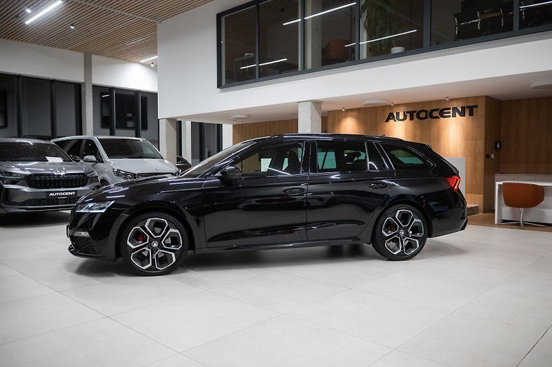 Škoda Octavia (2021) RS 147 KW 4X4  - fotka 6 z 47