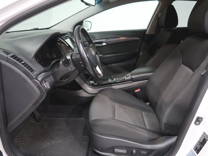 Hyundai i40 (2017) 1.7CRDI 104KW NAVI - fotka 13 z 34