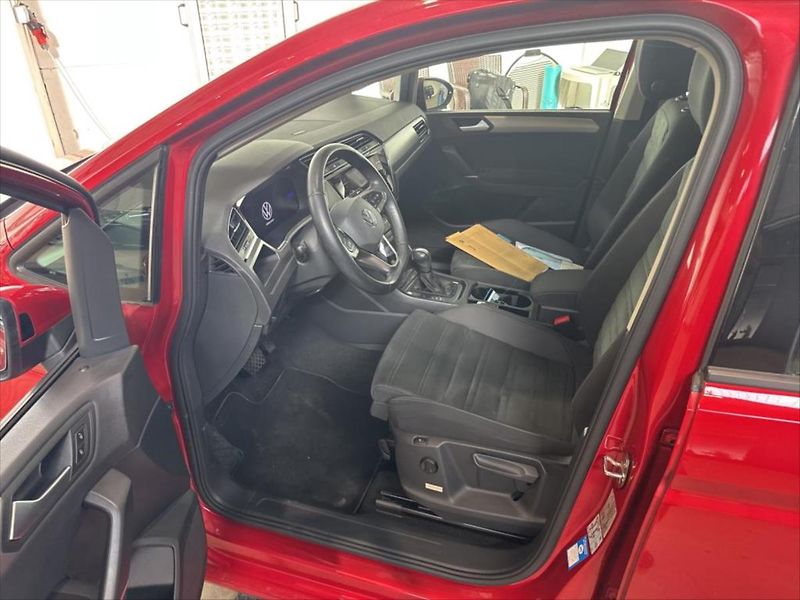 Volkswagen Touran 2,0 TDI KAMERA - fotka 7 z 11