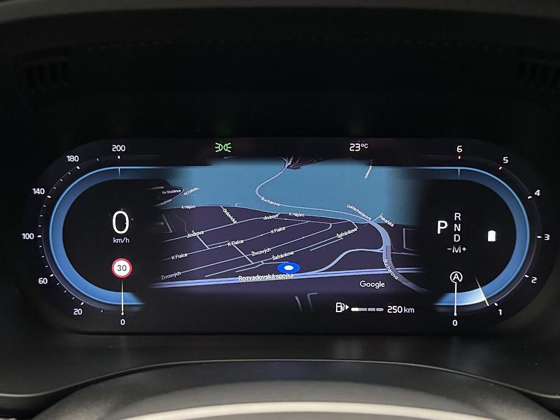 Volvo XC60 B4 AWD BRIGHT PLUS AUT - fotka 24 z 40