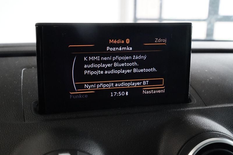 Audi A3 - fotka 16 z 22
