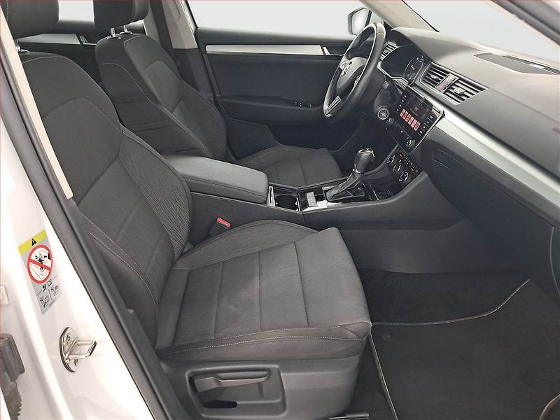 Škoda Superb (2018) 2.0 TDI, Automat, Bi-Xenony - fotka 9 z 18