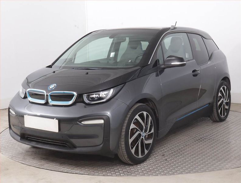 BMW i3 (2021) 120Ah BEV, SoH 92% - fotka 2 z 18
